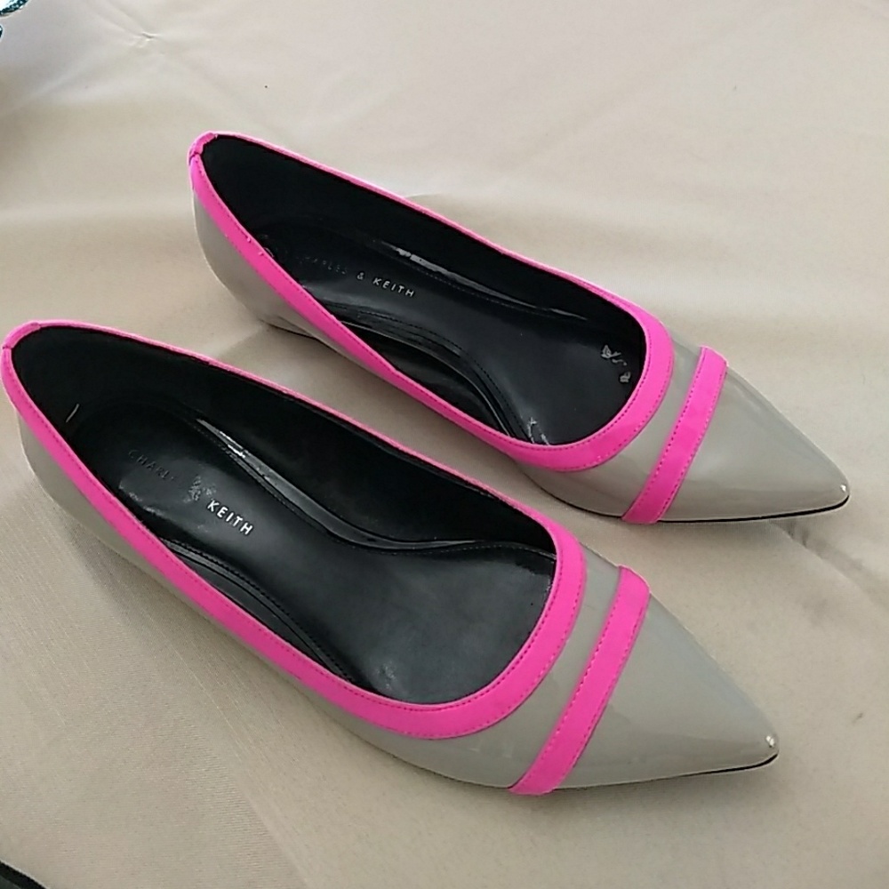 Charles & keith pumps